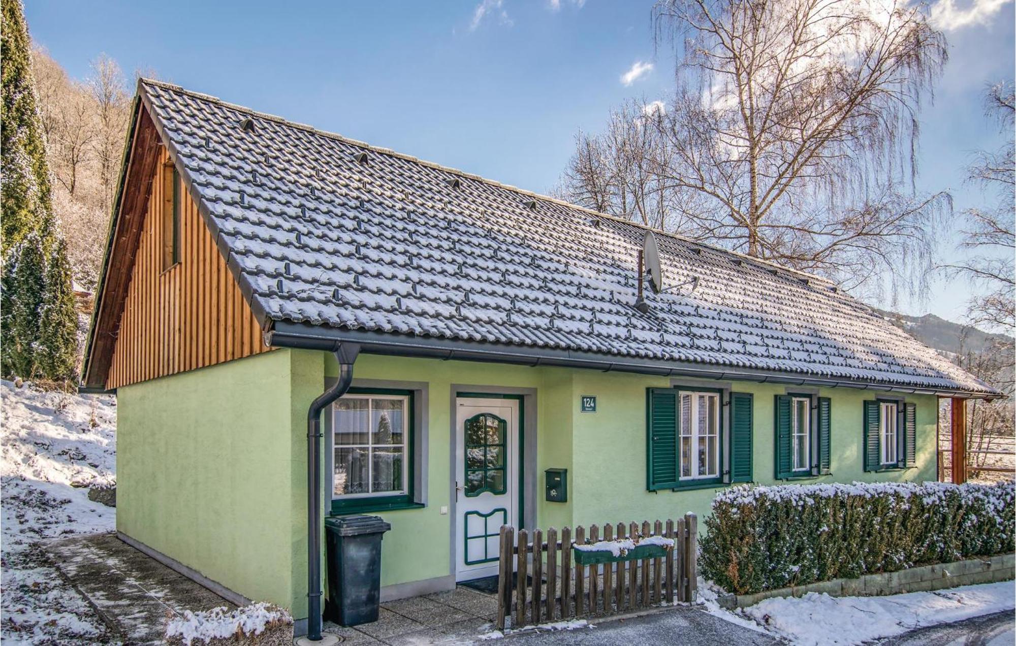 Charmantes Ferienhaus Peterdorf Экстерьер фото